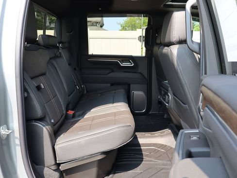 Used 2026 Chevrolet Silverado 3500 High Country w/ High Country Premium Package AWD/4WD image 45