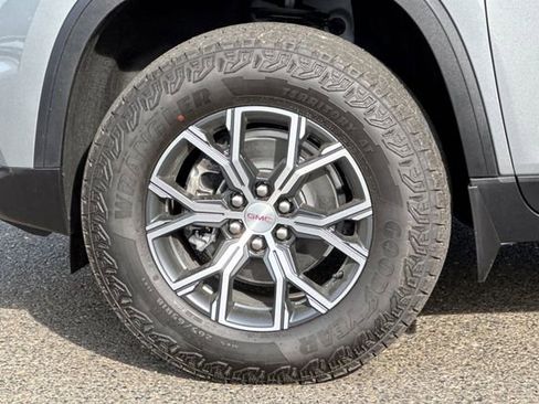 New 2026 GMC Acadia AT4 w/ Luxury Package image 33