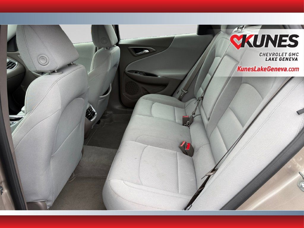 Used 2025 Chevrolet Malibu LT FWD image 34
