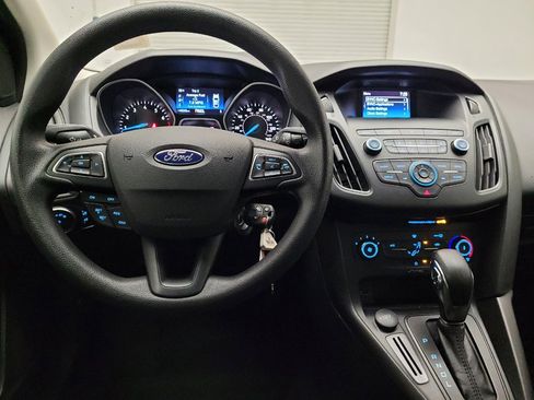Used 2018 Ford Focus SE image 22