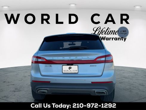 Used 2016 Lincoln MKX Reserve w/ Technology Package image 3