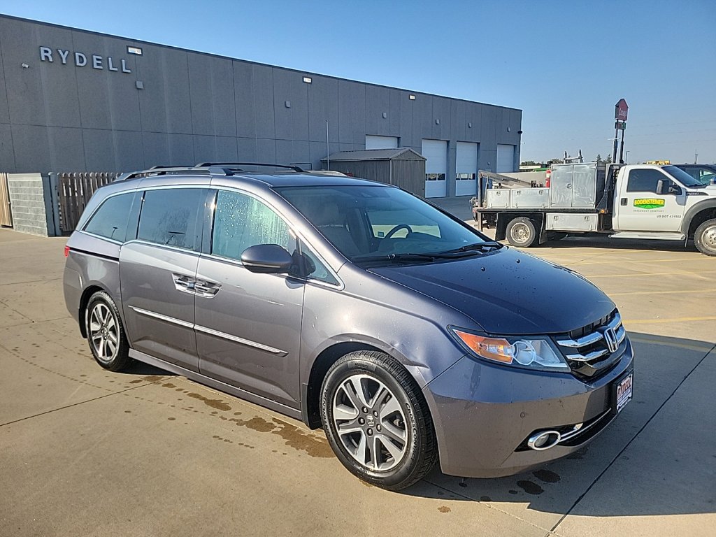 Used 2016 Honda Odyssey Touring Elite image 1