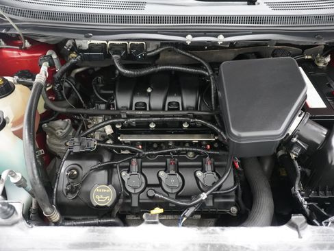 Used 2014 Ford Edge Sport w/ Driver Entry Package image 28