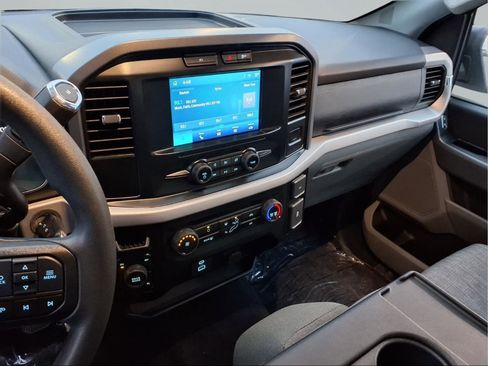 Used 2023 Ford F150 XLT image 5