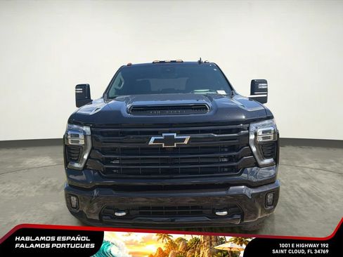 New 2026 Chevrolet Silverado 2500 High Country w/ High Country Premium Package AWD/4WD image 9