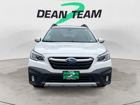 Used 2022 Subaru Outback Limited image 3