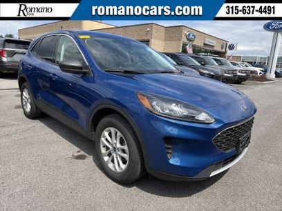 Used 2022 Ford Escape SE w/ Convenience Package