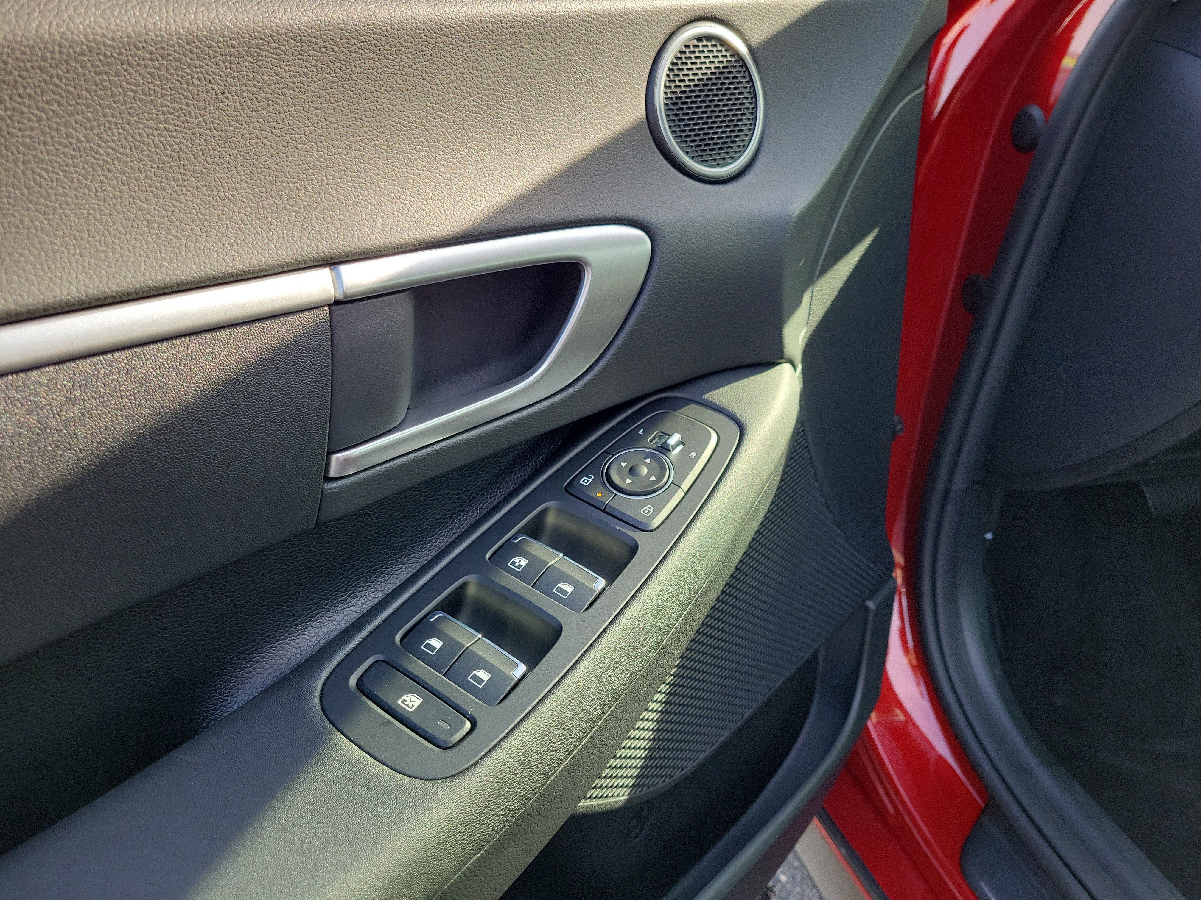 New 2026 Hyundai Sonata SE FWD image 18