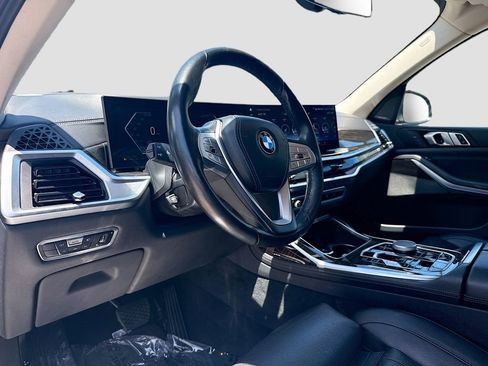 Used 2023 BMW X7 xDrive40i AWD/4WD image 10