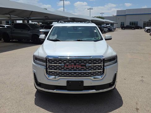 Used 2022 GMC Acadia Denali w/ Denali Ultimate Package AWD/4WD image 3