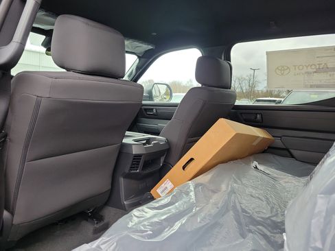 New 2026 Toyota Tundra SR image 14