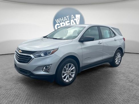 Used 2021 Chevrolet Equinox LS FWD image 8