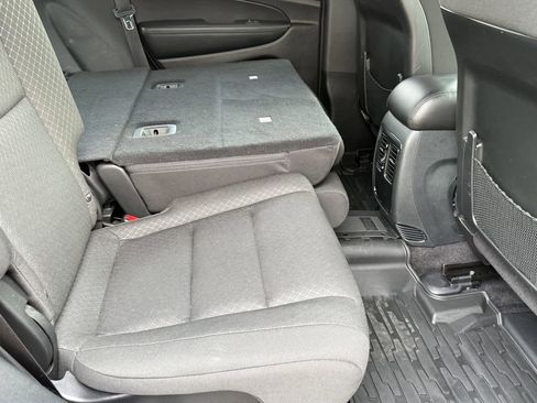 Used 2018 Jeep Grand Cherokee Laredo image 29