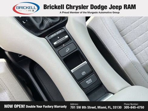 Used 2023 Honda HR-V LX image 27