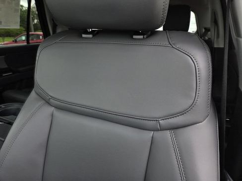 New 2026 Ford Expedition Active RWD image 13