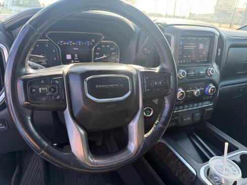 Used 2021 GMC Sierra 2500 Denali image 12