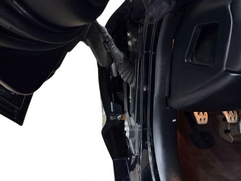 Used 2002 Chevrolet Corvette Z06 w/ Memory Pkg image 15