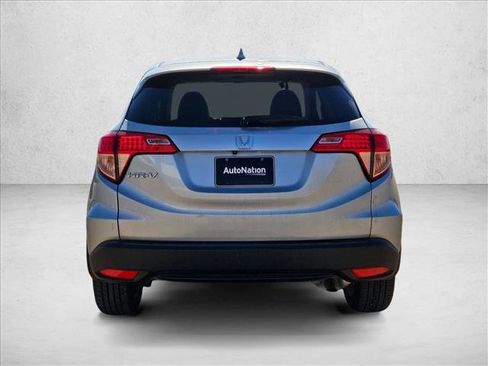 Used 2016 Honda HR-V EX image 7