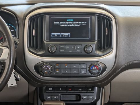 Used 2017 GMC Canyon SLT w/ Driver Alert Package AWD/4WD image 25