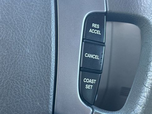 Used 2007 Kia Sorento LX image 24