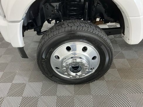 Used 2022 Ford F450 Limited image 35
