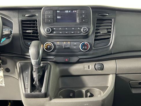 Used 2024 Ford Transit 250 148 Medium Roof image 16