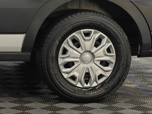Used 2024 Ford Transit 350 XLT RWD image 57