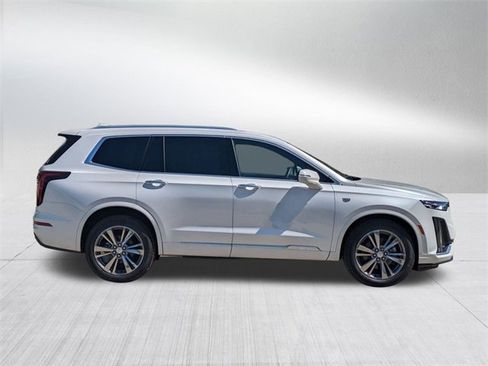 New 2025 Cadillac XT6 Premium Luxury image 4