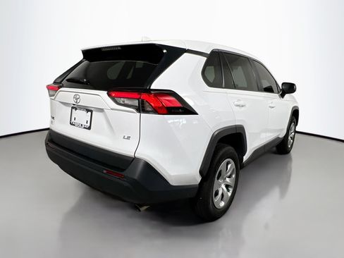 Used 2023 Toyota RAV4 LE FWD image 4