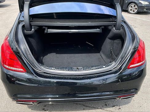 Used 2016 Mercedes-Benz S 550 Sedan image 4