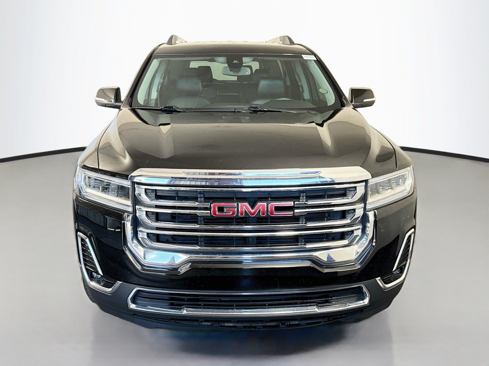 Used 2023 GMC Acadia SLT FWD image 2