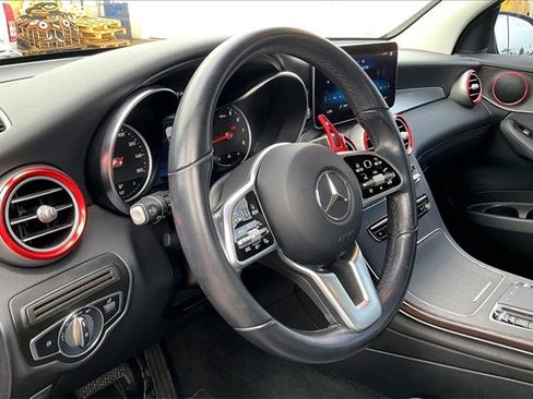Used 2021 Mercedes-Benz GLC 300 image 13