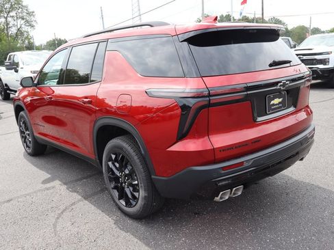 New 2026 Chevrolet Traverse LT w/ Midnight/Sport Edition AWD/4WD image 3
