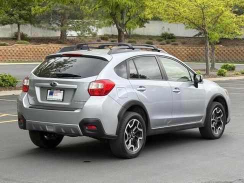 Used 2016 Subaru Crosstrek 2.0i Premium w/ Moonroof Package AWD/4WD image 4