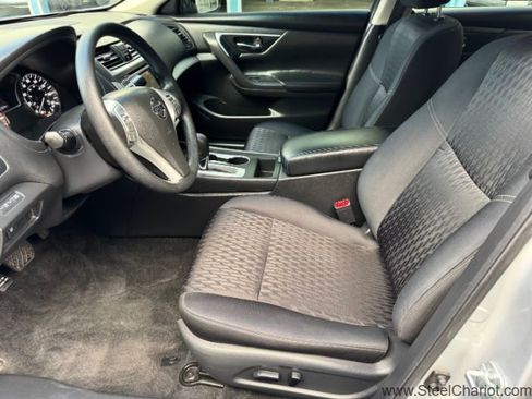 Used 2018 Nissan Altima 2.5 S w/ S Convenience Package image 9