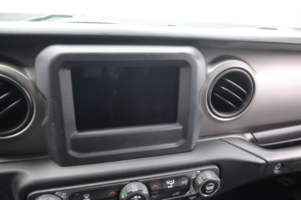 Used 2021 Jeep Wrangler Sport AWD/4WD image 12
