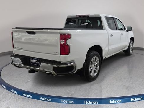 Used 2025 Chevrolet Silverado 1500 LTZ AWD/4WD image 6
