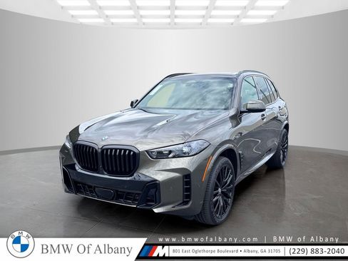 New 2026 BMW X5 sDrive40i w/ M Sport Package RWD image 1