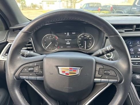 Used 2024 Cadillac XT6 Luxury image 26