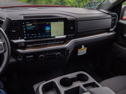 Used 2026 Chevrolet Silverado 1500 LT AWD/4WD image 15