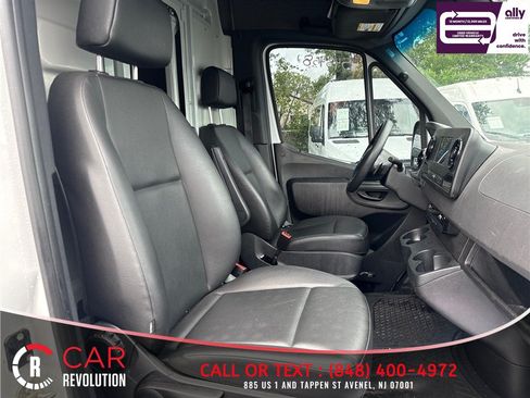 Used 2021 Mercedes-Benz Sprinter 2500 image 7