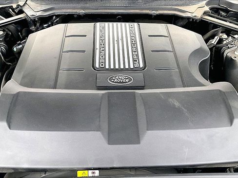 Used 2018 Land Rover Range Rover image 31