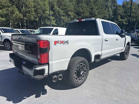 Used 2025 Ford F350 Platinum image 6