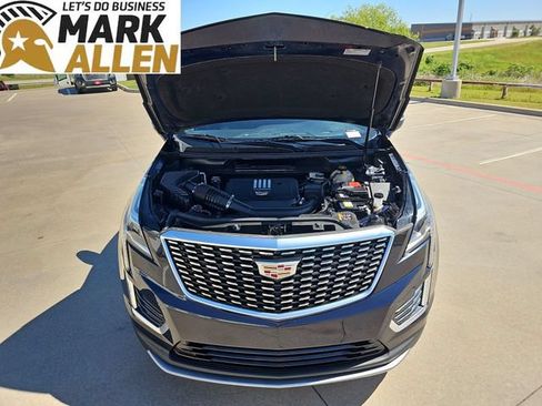 Used 2022 Cadillac XT5 Premium Luxury AWD/4WD image 29