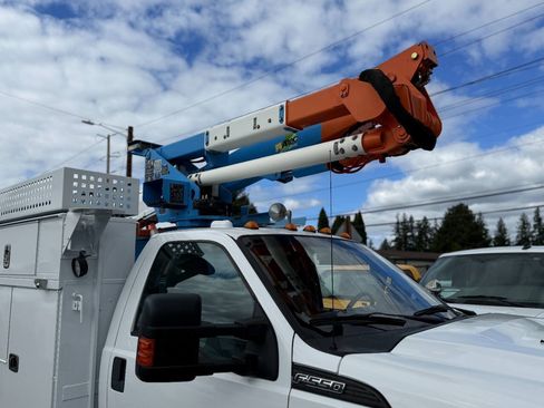 Used 2015 Ford F550 4x4 Regular Cab Super Duty image 15