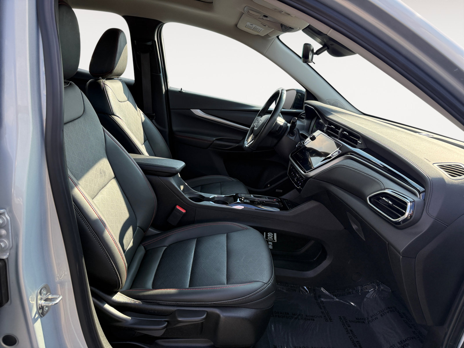 Used 2023 Chevrolet Bolt EUV Premier w/ Sun & Sound Package FWD image 19