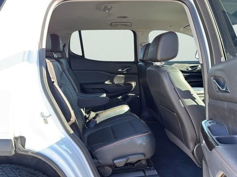 Used 2022 GMC Acadia AT4 image 11