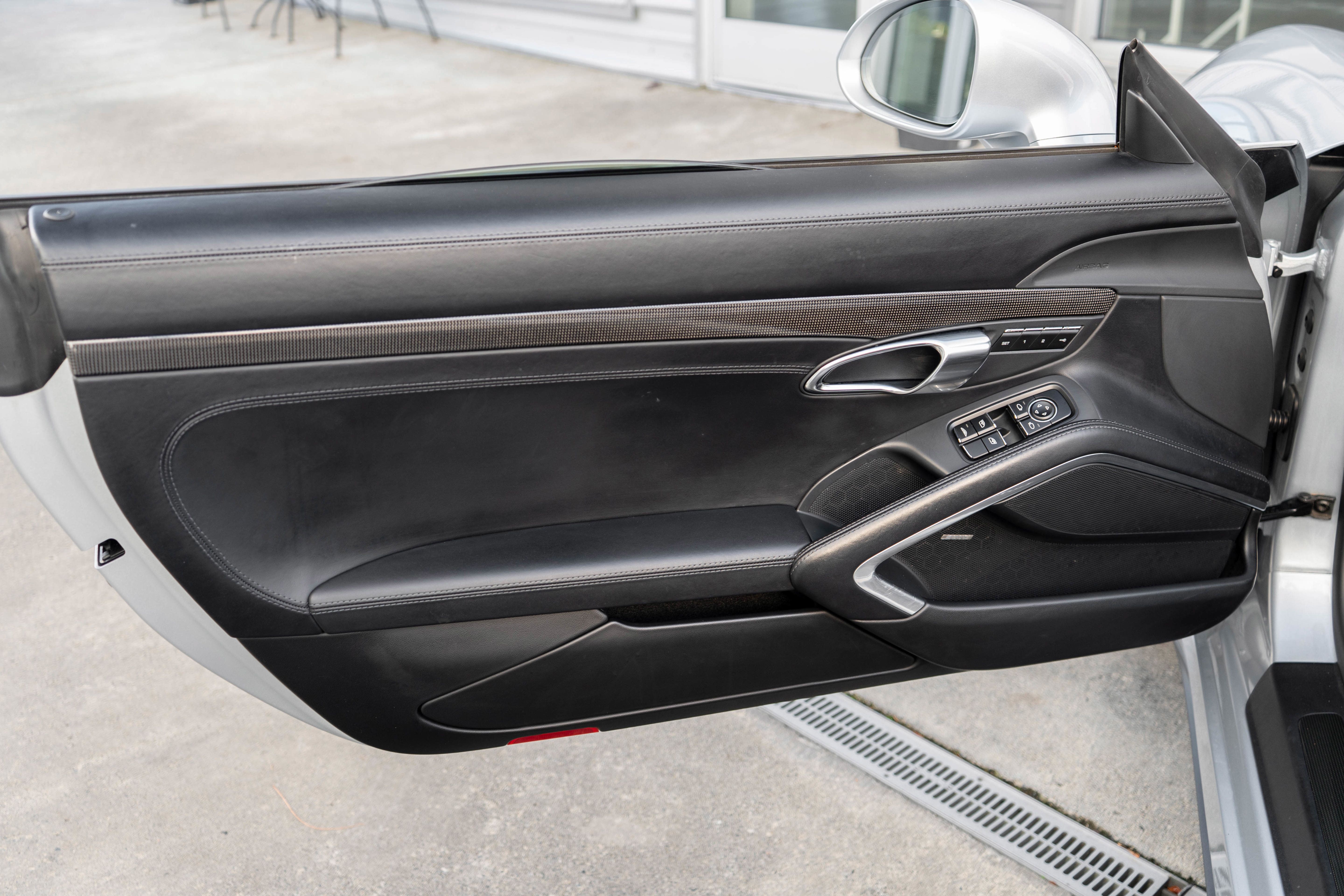 Used 2014 Porsche 911 Turbo S AWD/4WD image 11