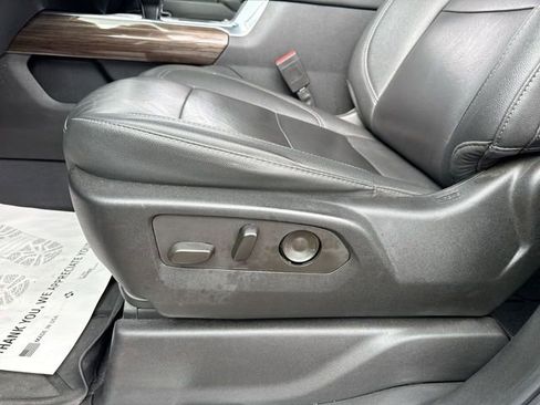 Used 2022 Chevrolet Silverado 1500 RST w/ Convenience Package II AWD/4WD image 12