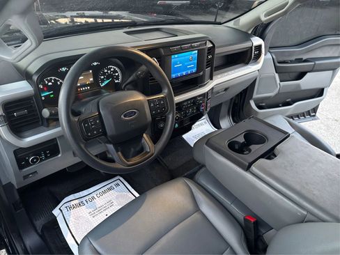 Used 2023 Ford F250 XL w/ 360-Degree Camera Package RWD image 17